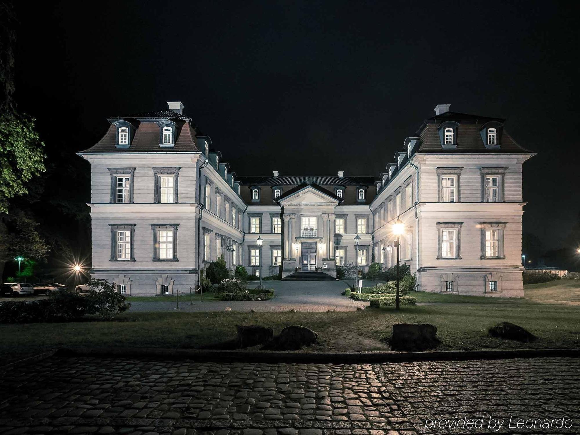 Hotel Schloss Neustadt-Glewe Exterior foto
